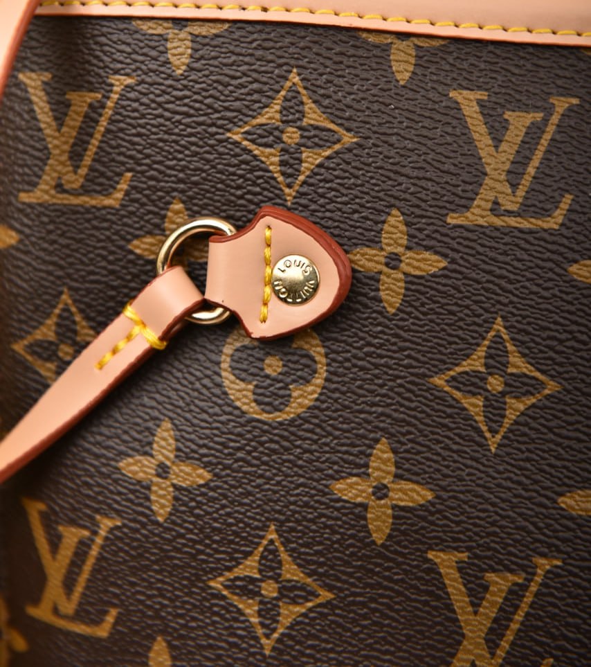 لوي فيتون نيفرفل كبيرة (5 ألوان) - Louis Vuitton Neverfull GM