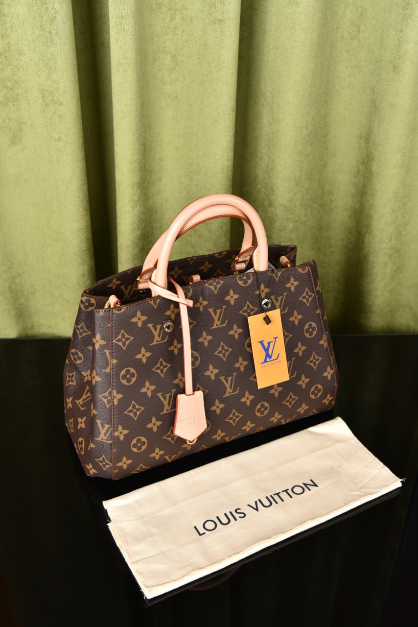لوي فيتون (9 ألوان) - Louis Vuitton Montaigne BB