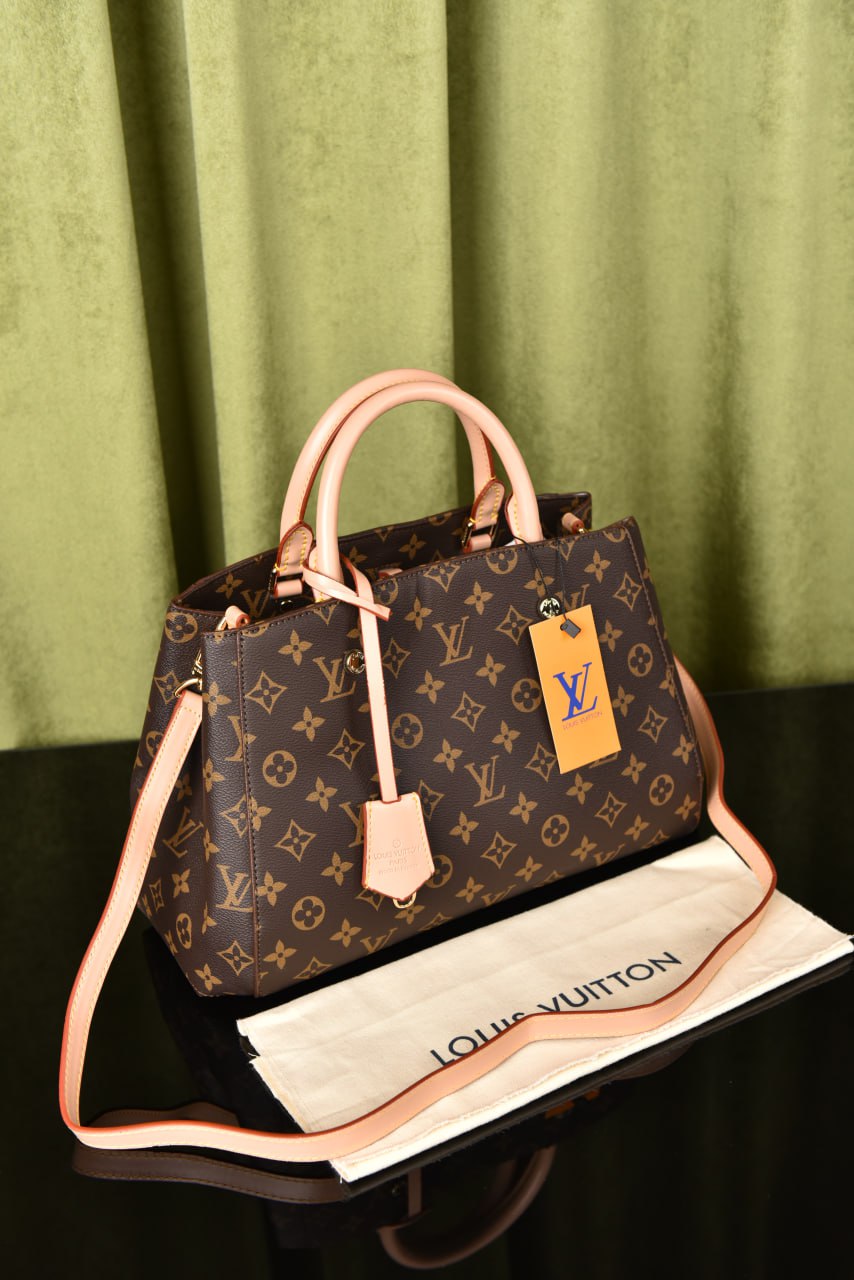 لوي فيتون (9 ألوان) - Louis Vuitton Montaigne BB
