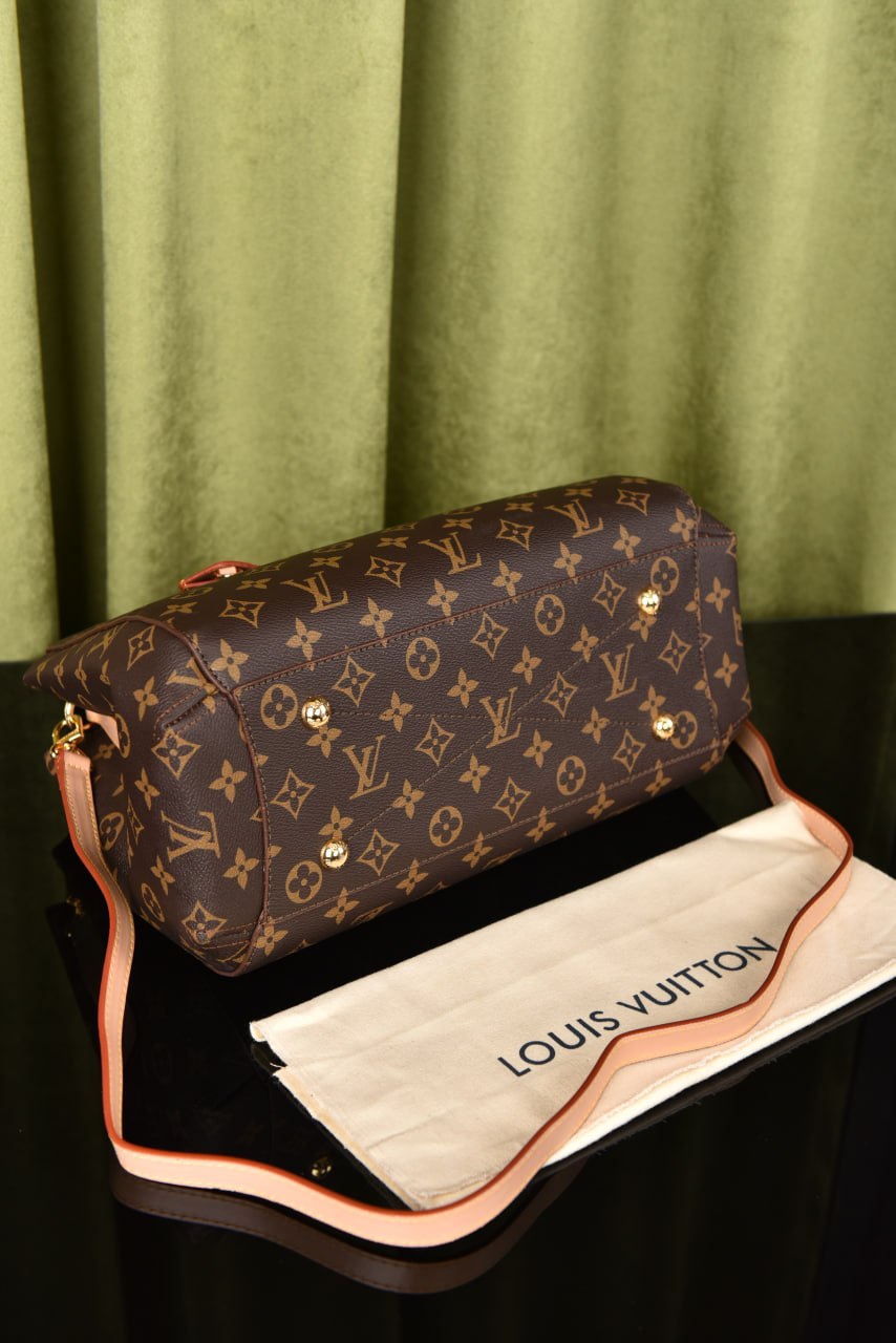 لوي فيتون (9 ألوان) - Louis Vuitton Montaigne BB