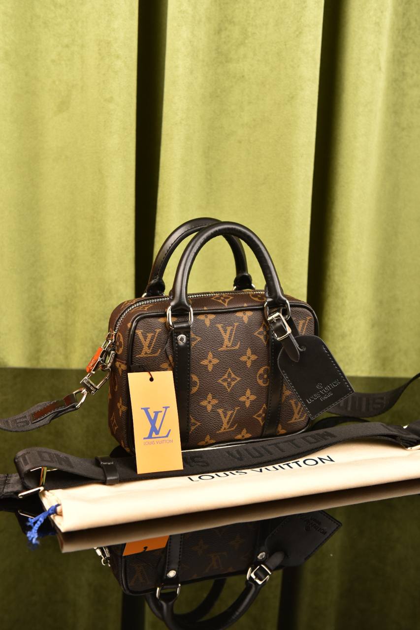 لوي فيتون بورت صغيرة (8 ألوان) - Louis Vuitton Nano Porte Documents Voyage