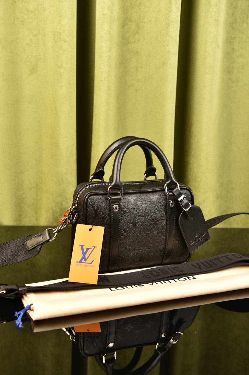 لوي فيتون بورت صغيرة (8 ألوان) - Louis Vuitton Nano Porte Documents Voyage