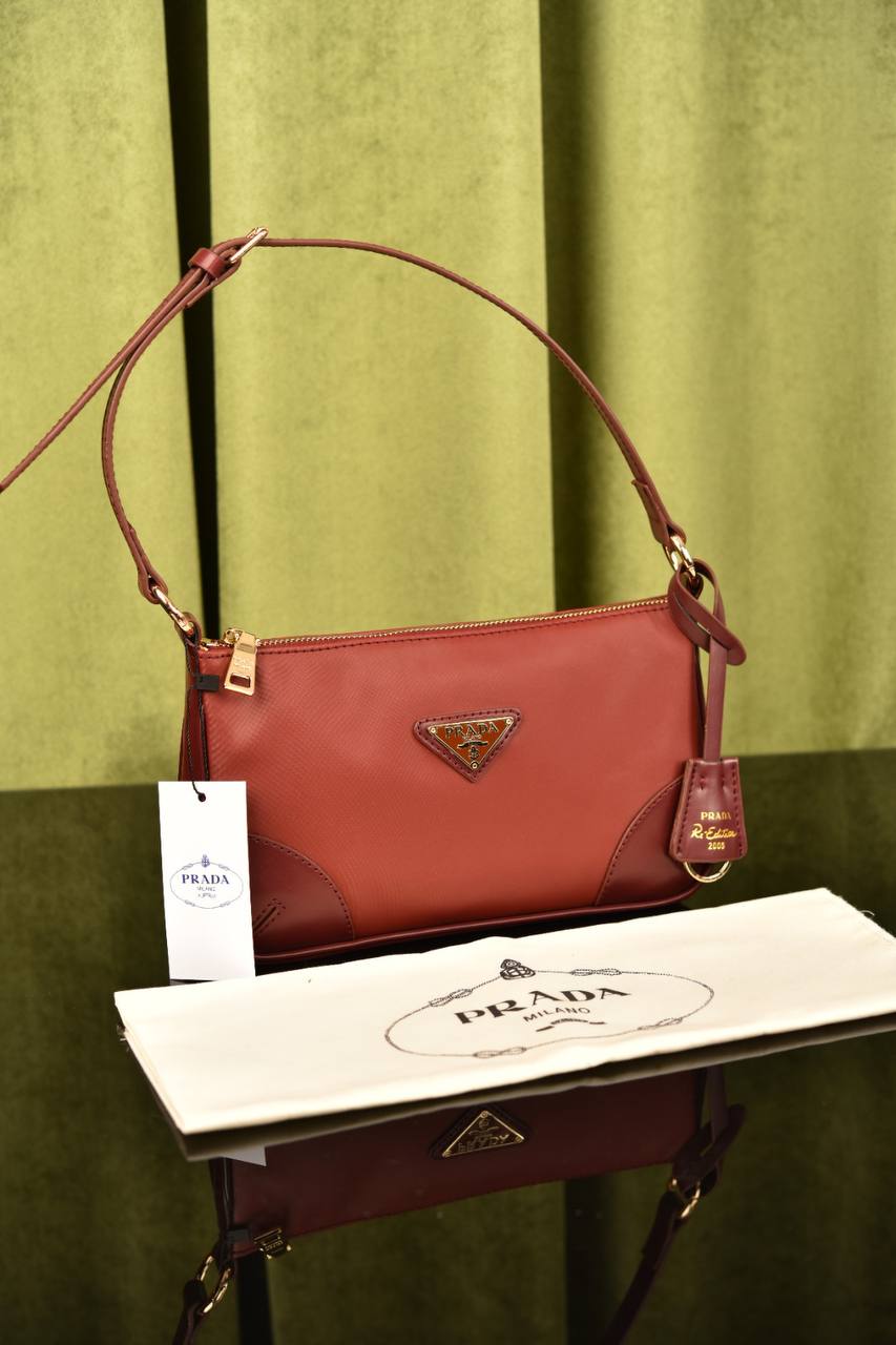 برادا (9 ألوان) - Prada Re-Edition 2002 Nylon Brushed Shoulder Bag