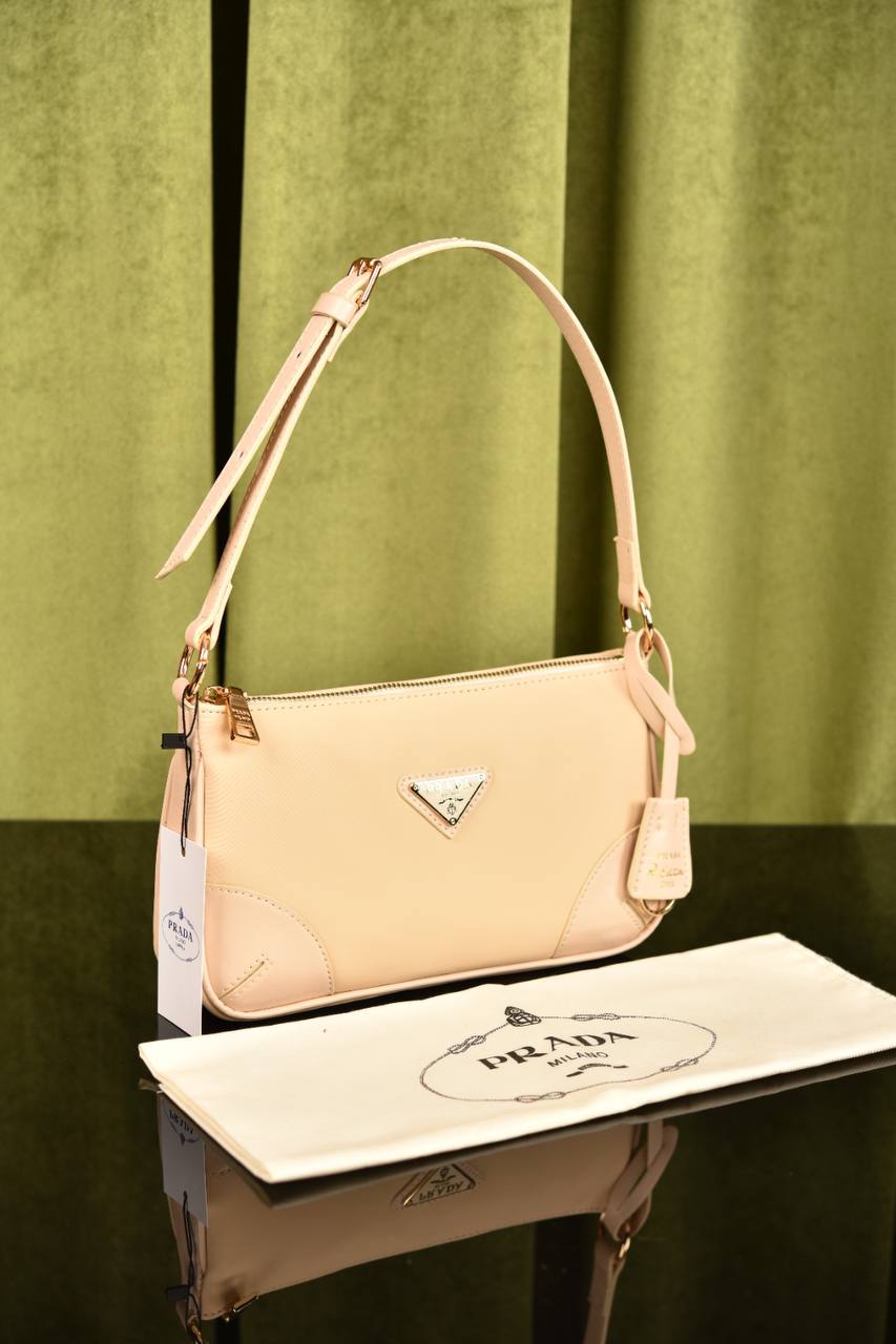 برادا (9 ألوان) - Prada Re-Edition 2002 Nylon Brushed Shoulder Bag