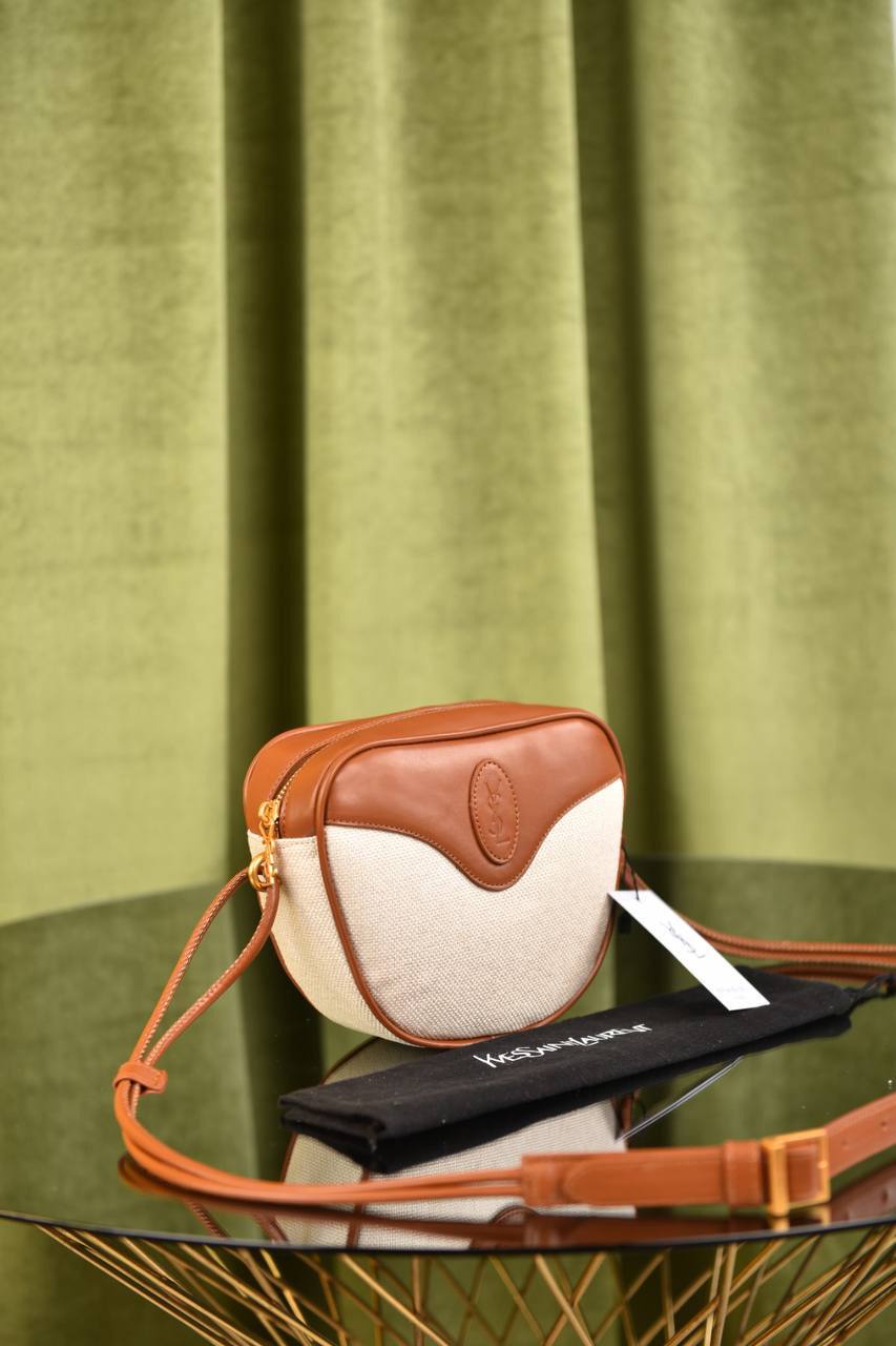 ساينت لورين (11 لون) - YSL Le 5 A 7 Hopo Bag Smooth Leather