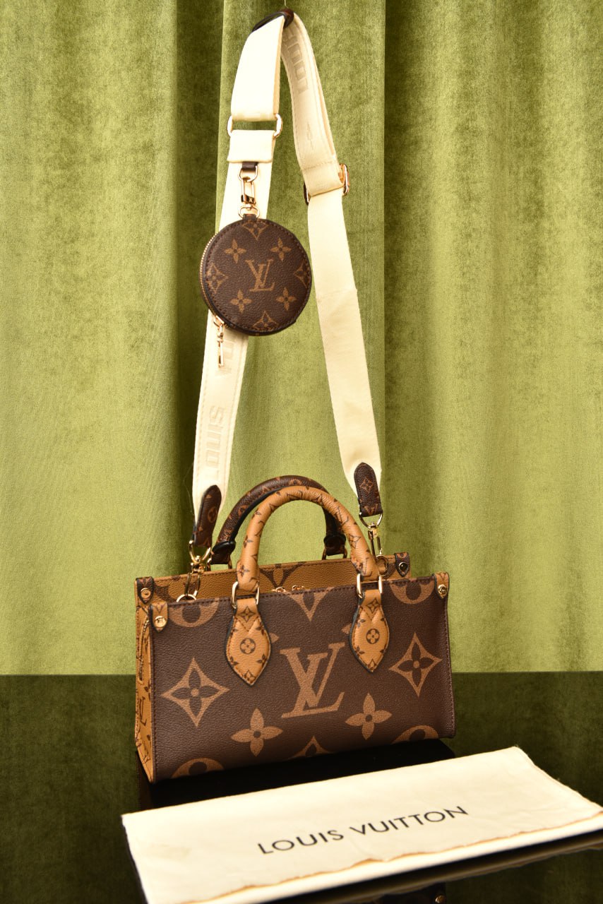 لوي فيتون اونذاجو (1 لون) - Louis Vuitton OnTheGo