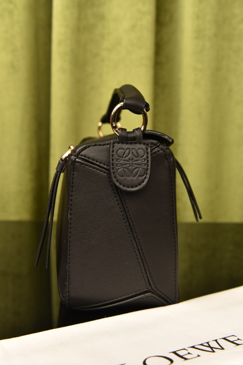 لوي (10 ألوان) - Loewe Small Puzzle Bag
