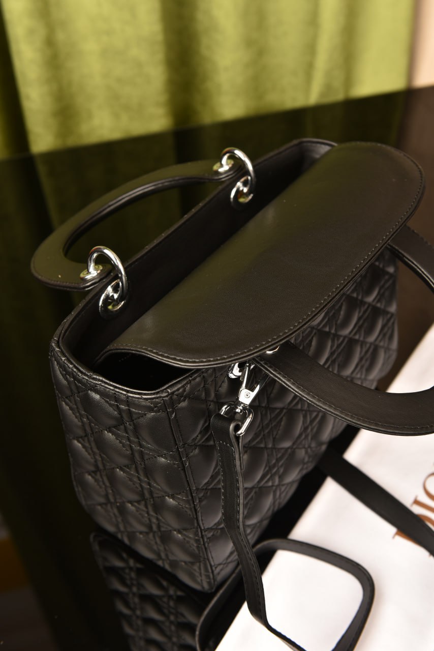 ديور ليدي ميديوم سادة (10 ألوان) - Dior Lady Medium