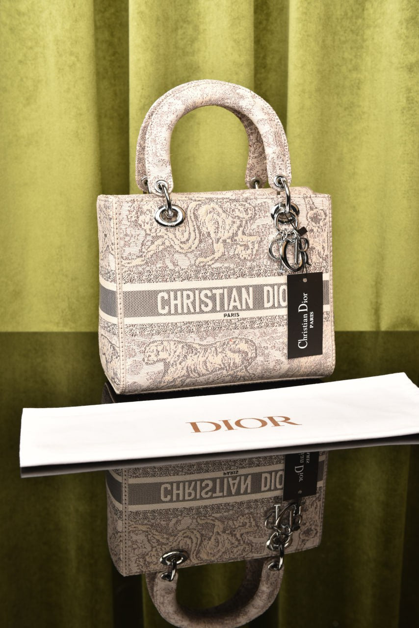 ديور ليدي ميديوم (14 لون) - Dior Lady Medium