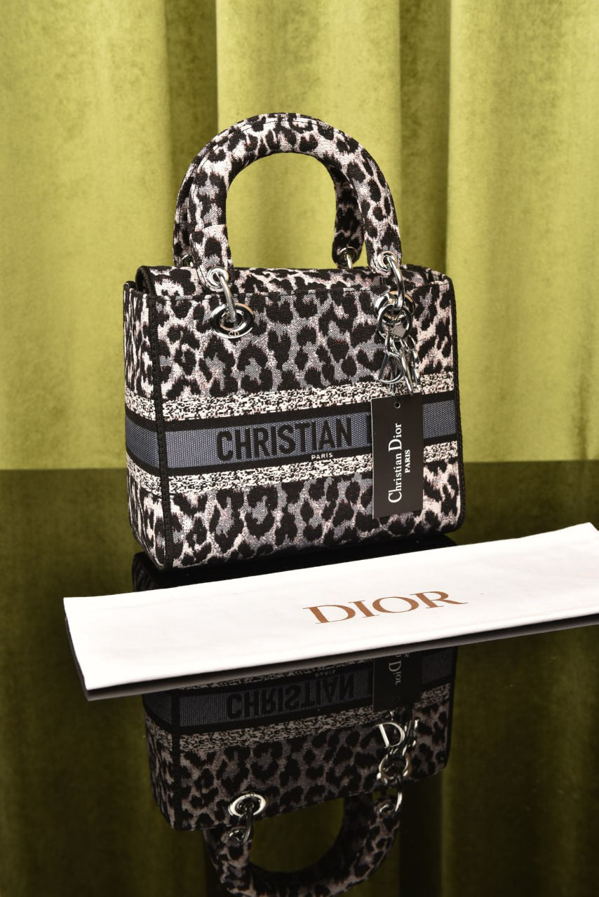 ديور ليدي ميديوم (14 لون) - Dior Lady Medium