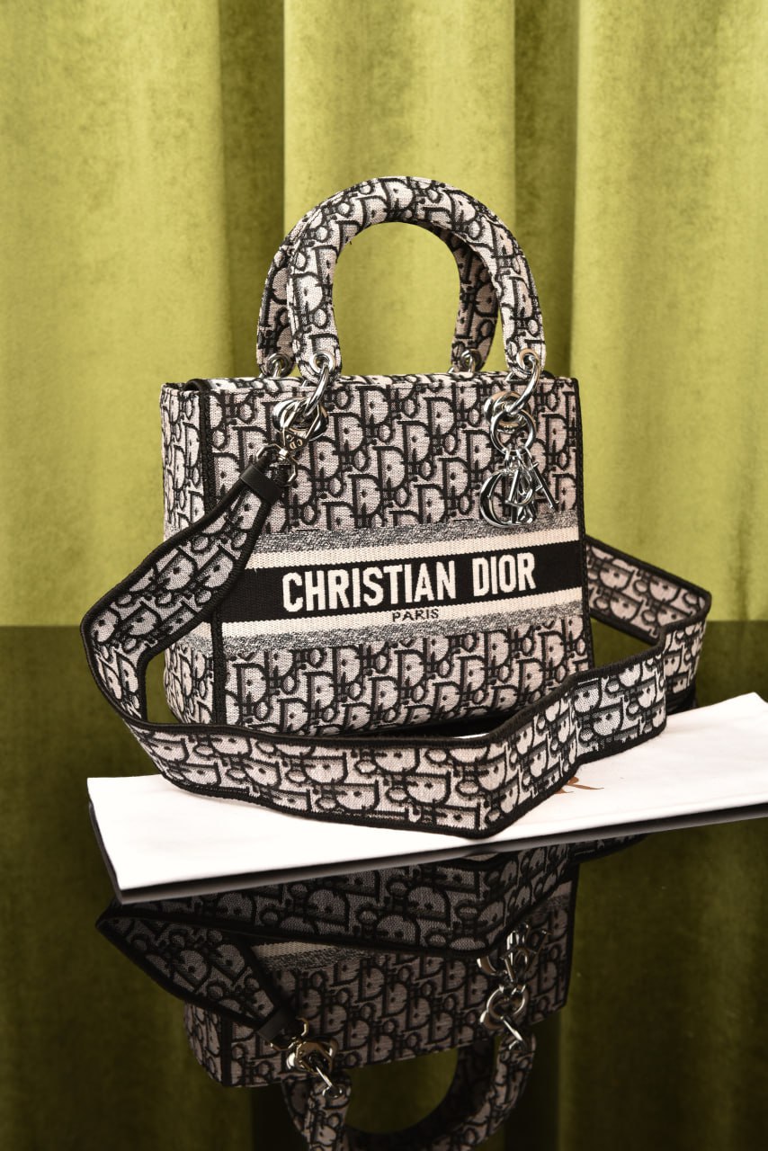 ديور ليدي ميديوم (14 لون) - Dior Lady Medium