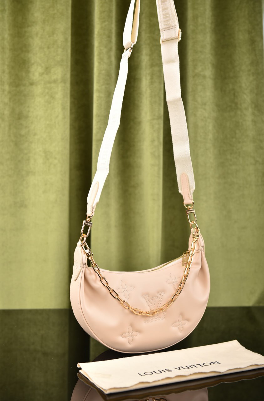 لوي فيتون (16 لون) - Louis Vuitton Over The Moon