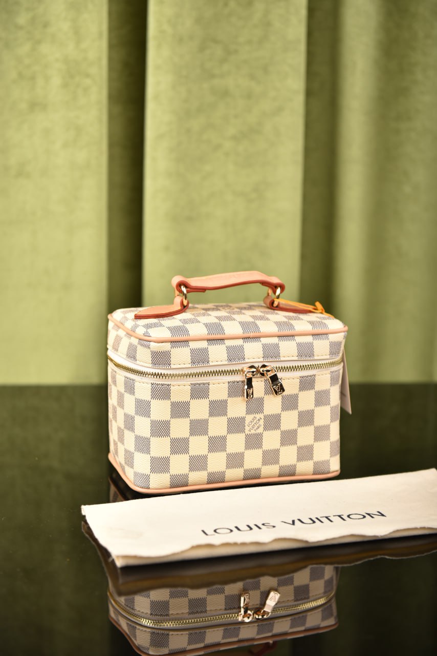 لوي فيتون نايس ميني (8 ألوان) - Louis Vuitton Nice Mini Toiletry Pouch
