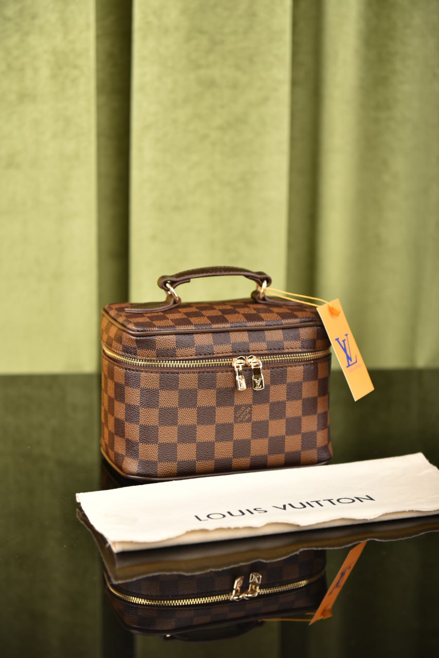 لوي فيتون نايس ميني (8 ألوان) - Louis Vuitton Nice Mini Toiletry Pouch