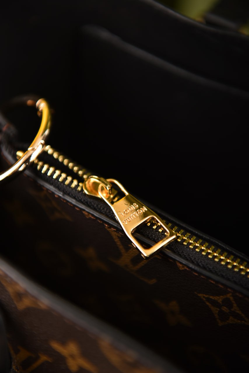 لوي فيتون فلاور (11 لون) - Louis Vuitton Flower Tote