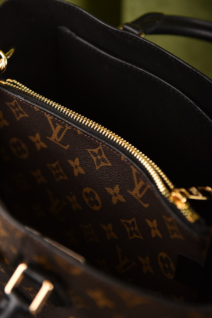 لوي فيتون فلاور (11 لون) - Louis Vuitton Flower Tote
