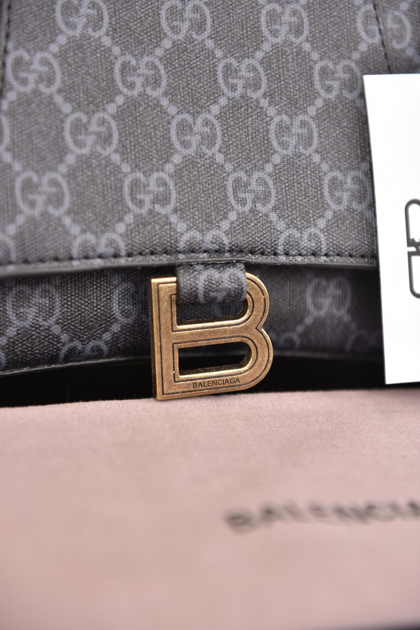 Balenciaga Hourglass