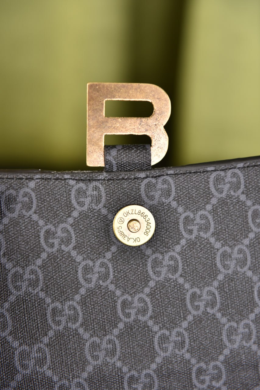 Balenciaga Hourglass