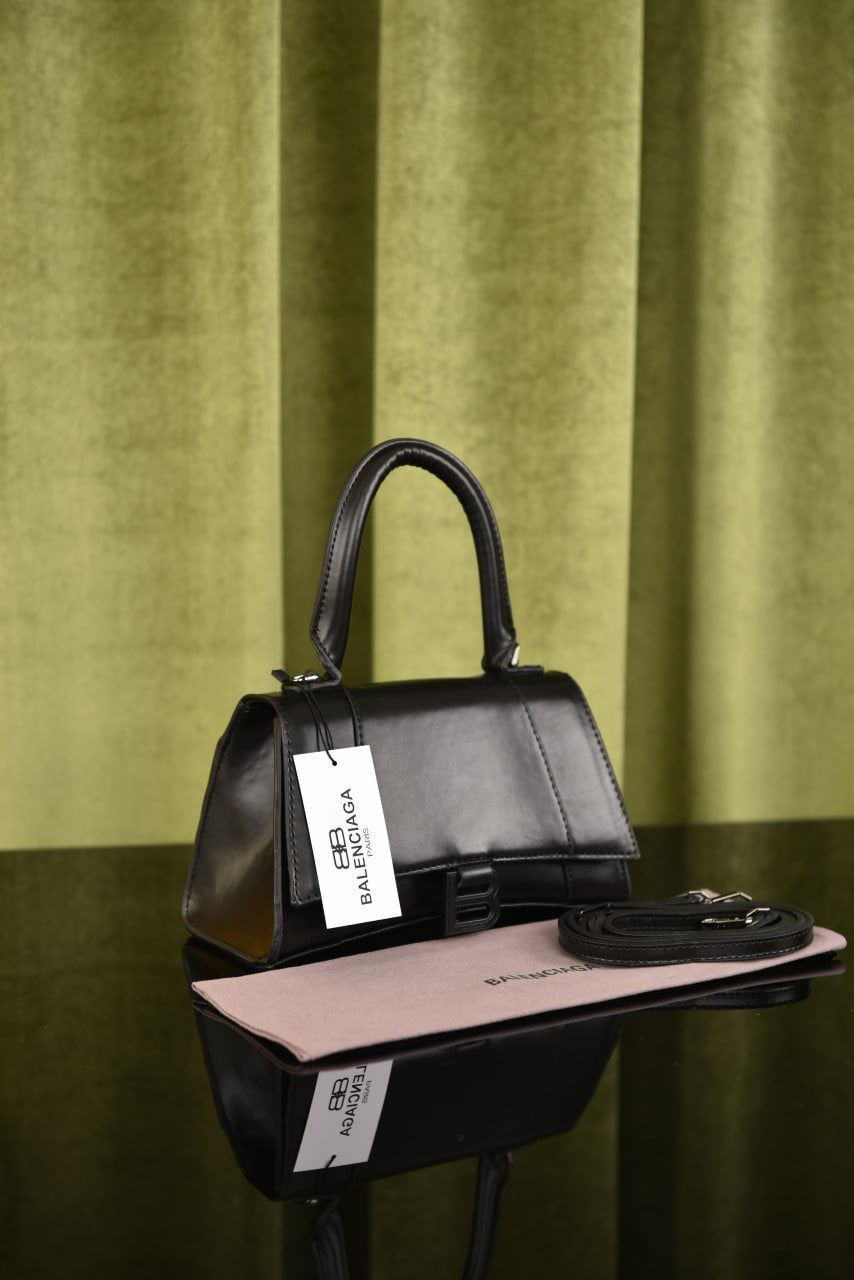 Balenciaga Hourglass Plain