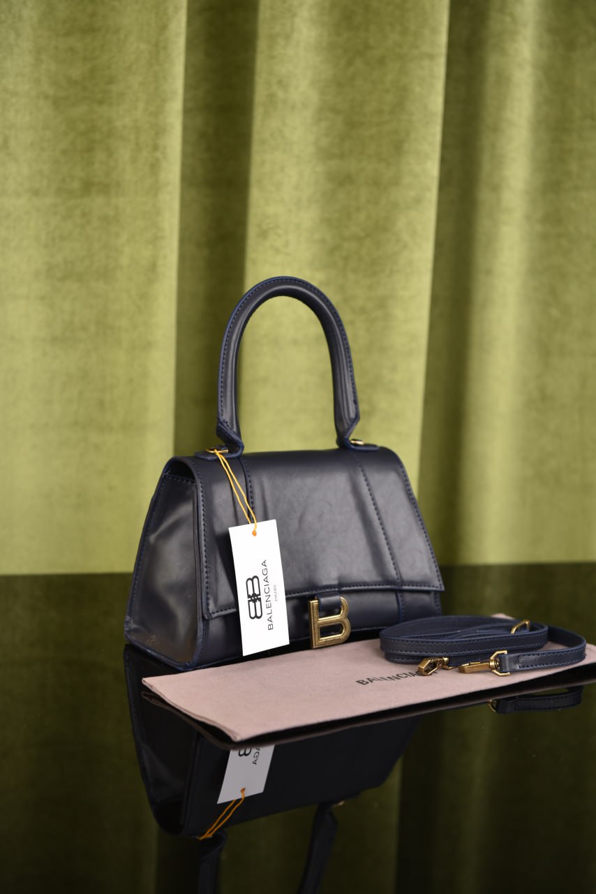 Balenciaga Hourglass Plain