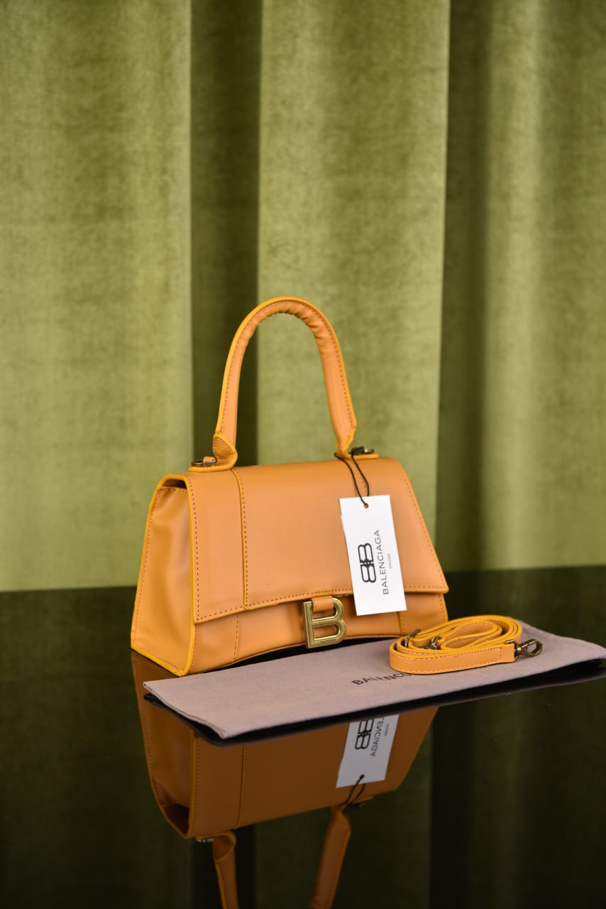 Balenciaga Hourglass Plain