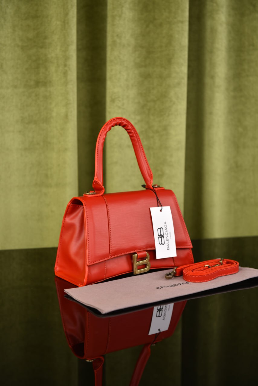 Balenciaga Hourglass Plain