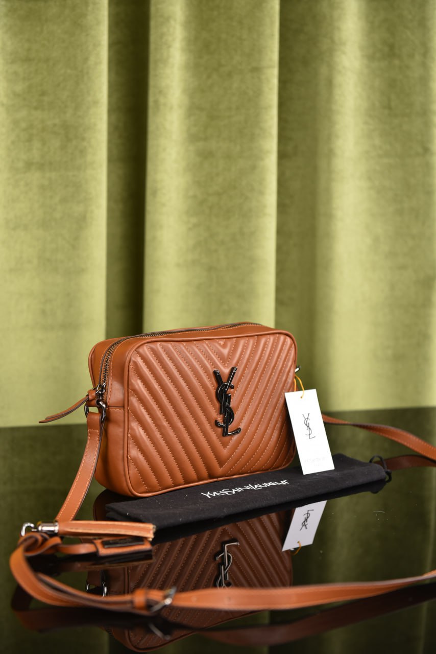ساينت لورين (18 لون) - YSL Lou Camera Bag