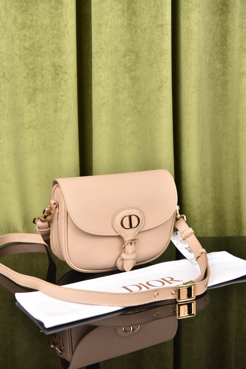ديور بوبي سادة (12 لون) - Dior Medium Bobby Bag