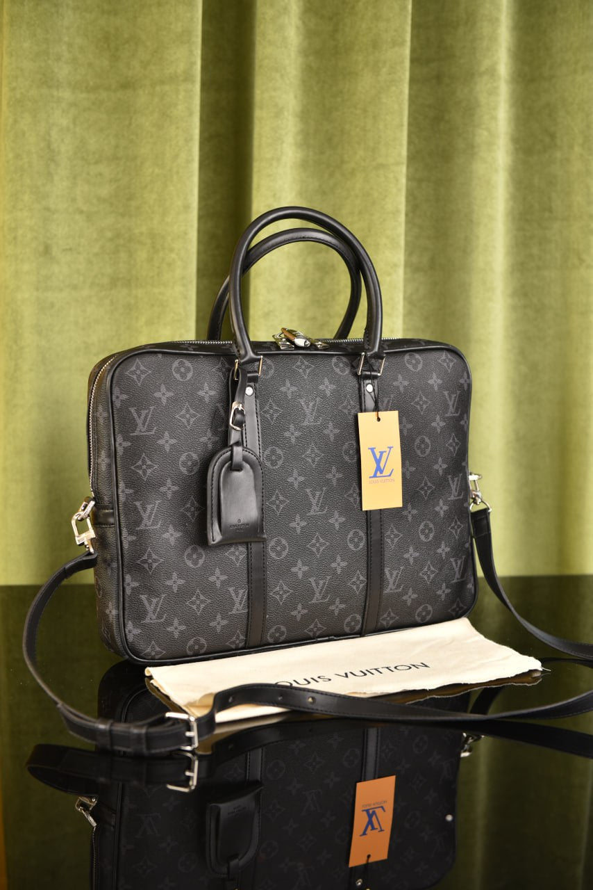 لوي فيتون (9 ألوان) - Louis Vuitton Porte Documents Voyage PM