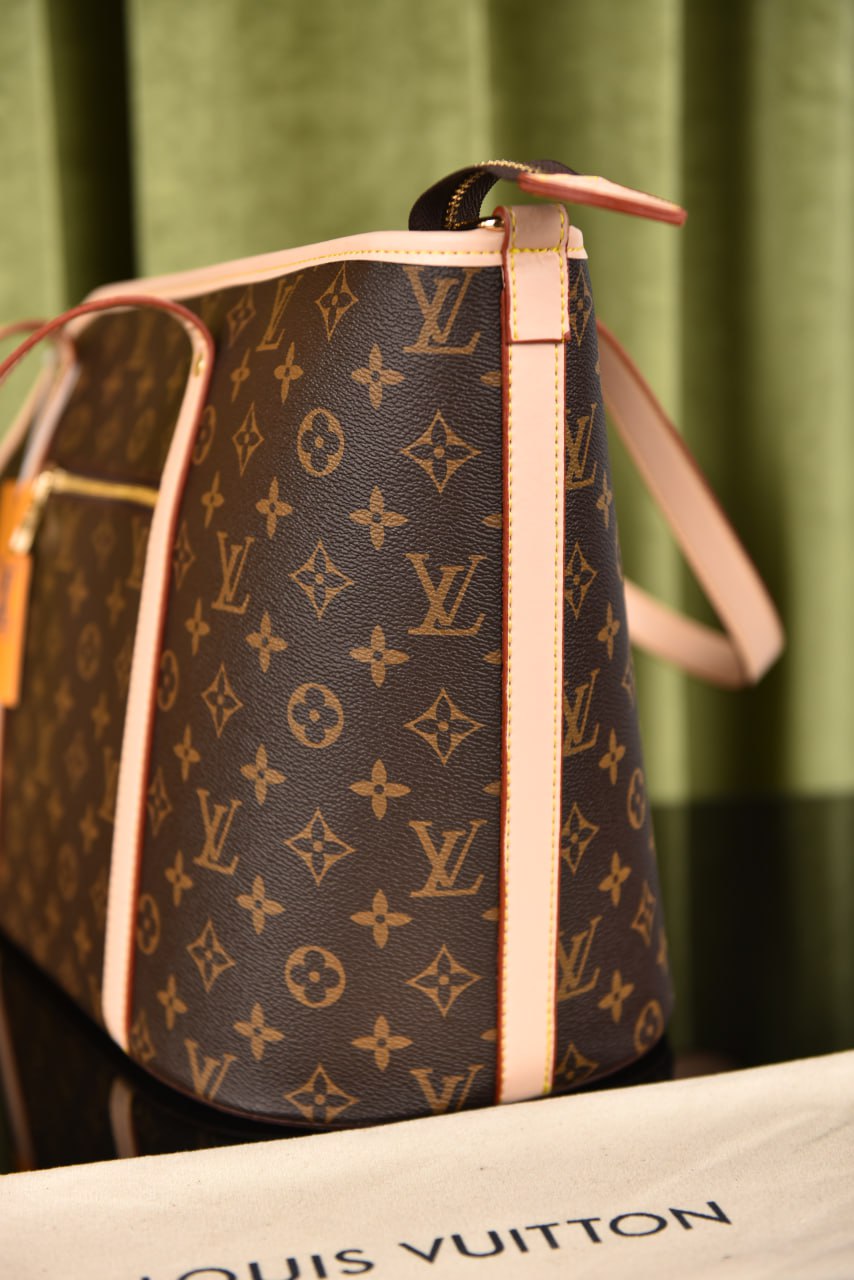 لوي فيتون حاملة الكلاب والقطط (8 ألوان) - Louis Vuitton Dog Carrier