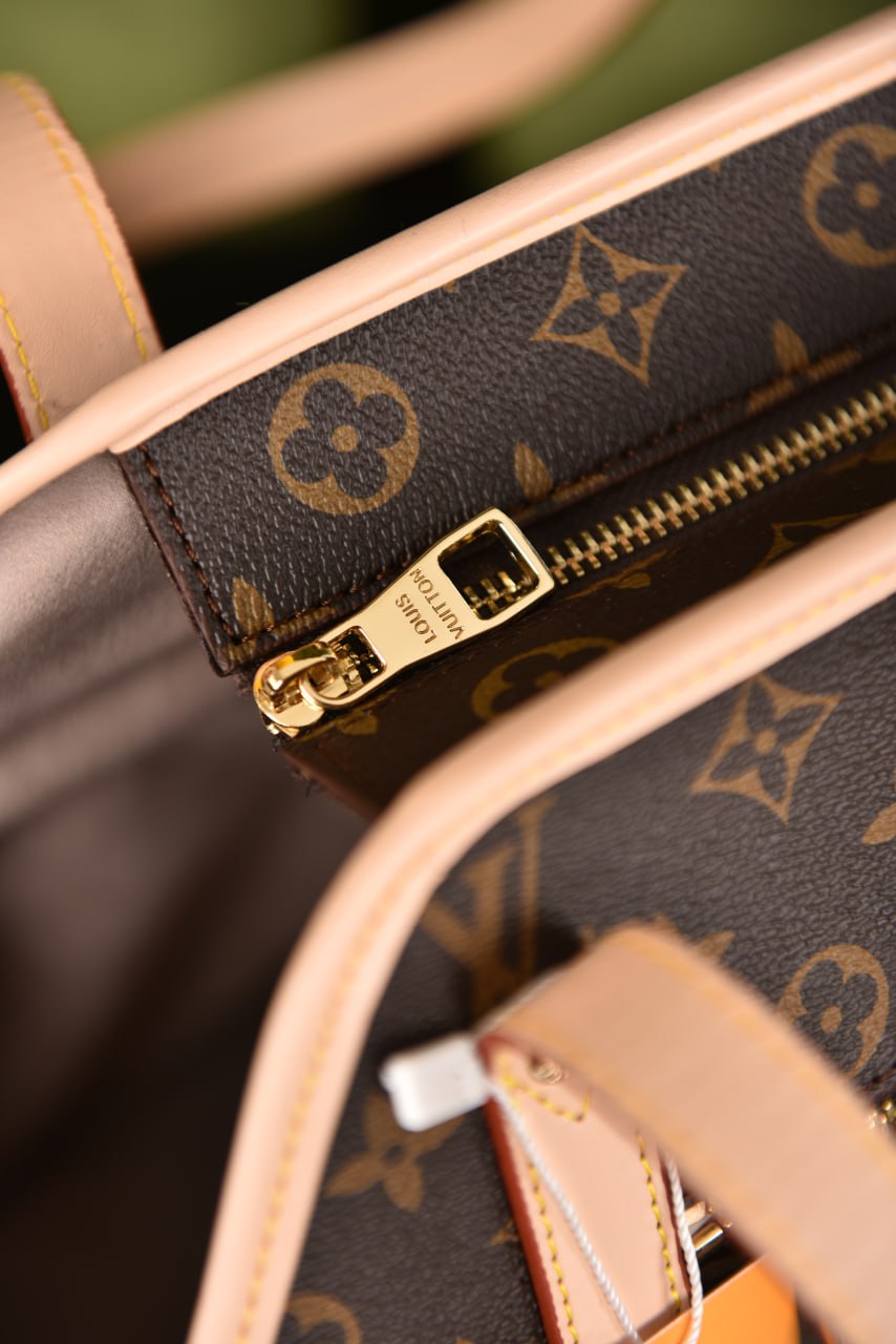 لوي فيتون حاملة الكلاب والقطط (8 ألوان) - Louis Vuitton Dog Carrier