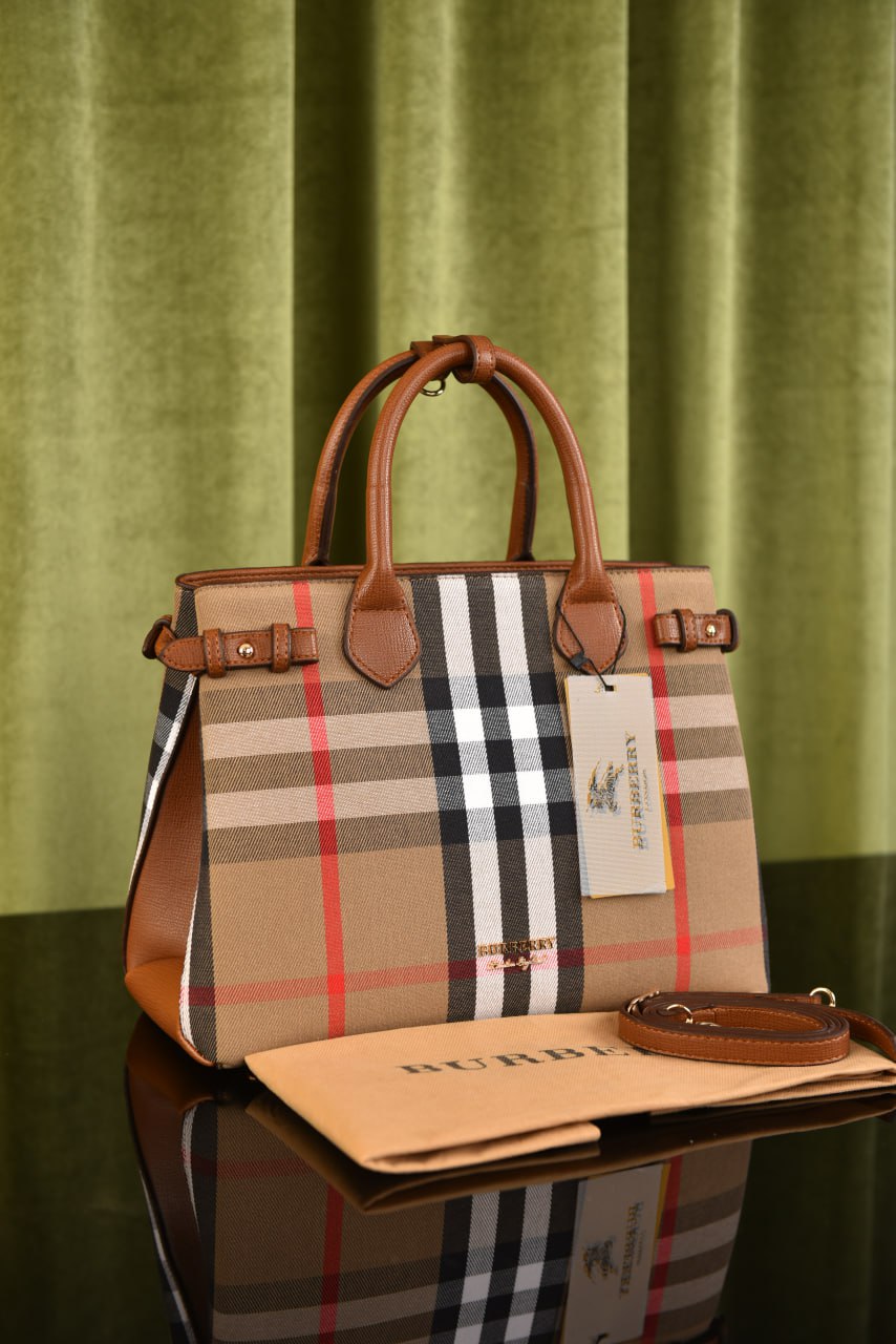 بيربري بانر (9 ألوان) - Burberry Medium Banner Bag