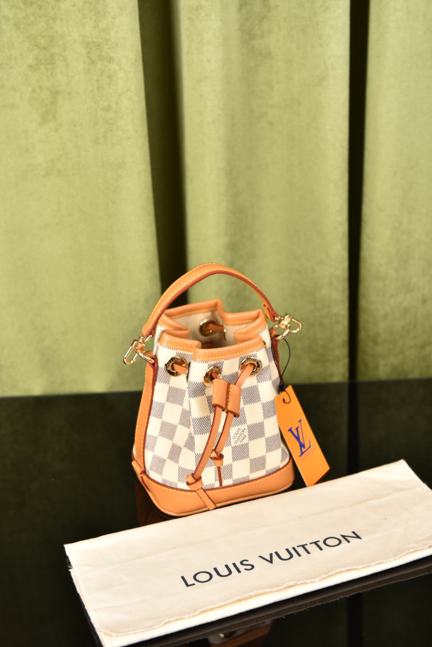 لوي فيتون (10 ألوان) - Louis Vuitton Nano Noe