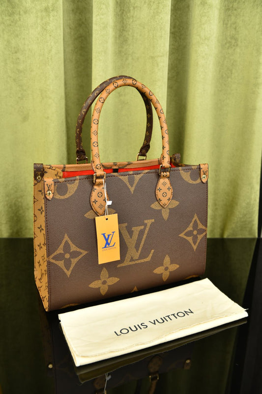 لوي فيتون اونذاجو (1 لون واحد) - Louis Vuitton OnTheGo MM
