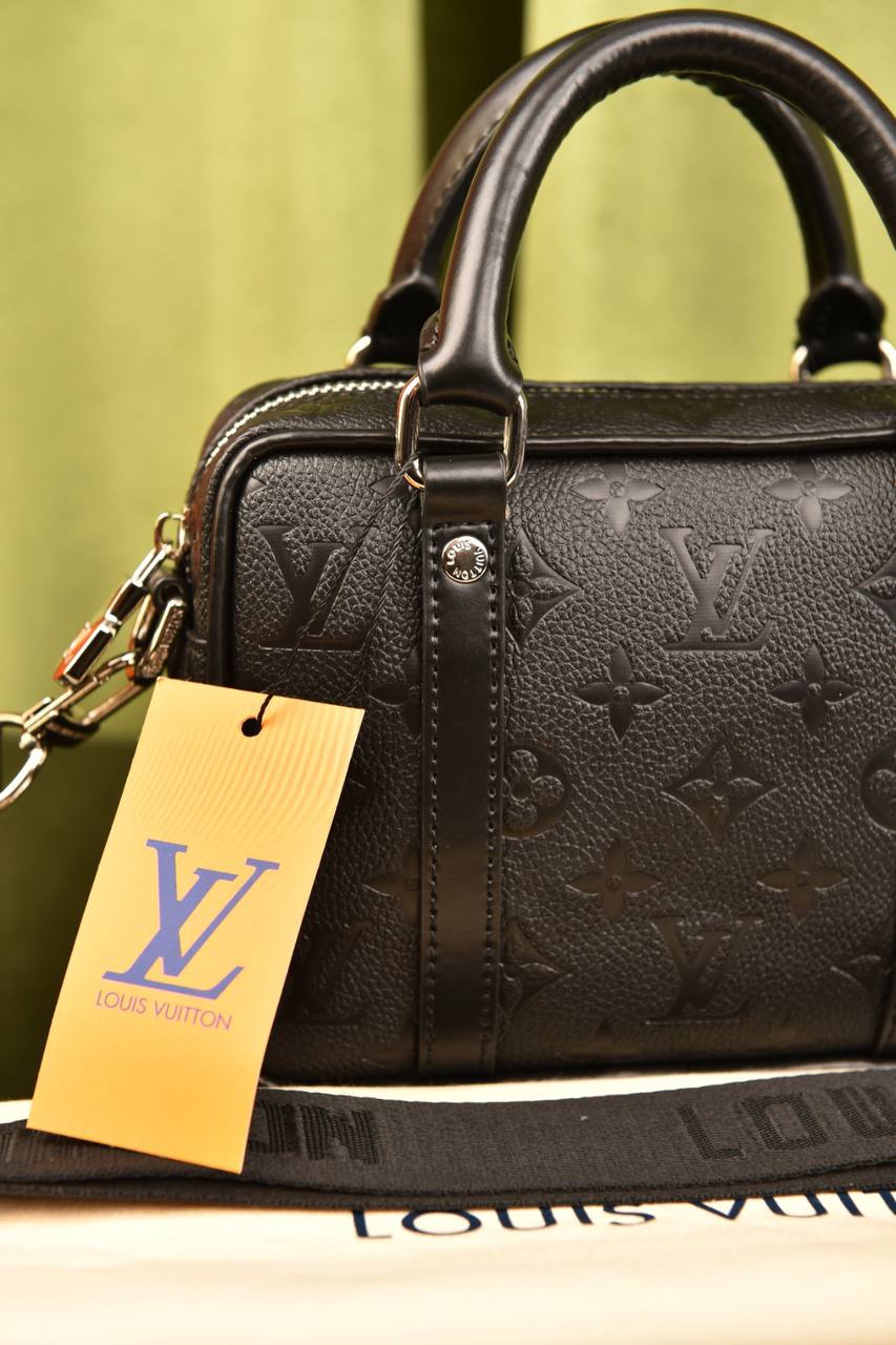 لوي فيتون بورت صغيرة (8 ألوان) - Louis Vuitton Nano Porte Documents Voyage