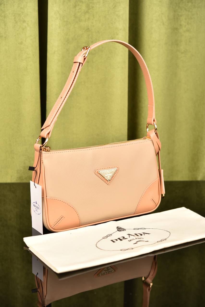 برادا (9 ألوان) - Prada Re-Edition 2002 Nylon Brushed Shoulder Bag