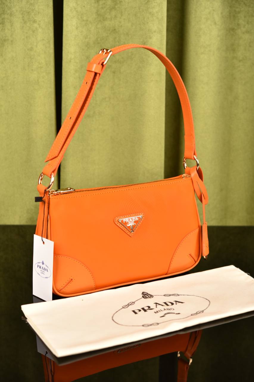 برادا (9 ألوان) - Prada Re-Edition 2002 Nylon Brushed Shoulder Bag
