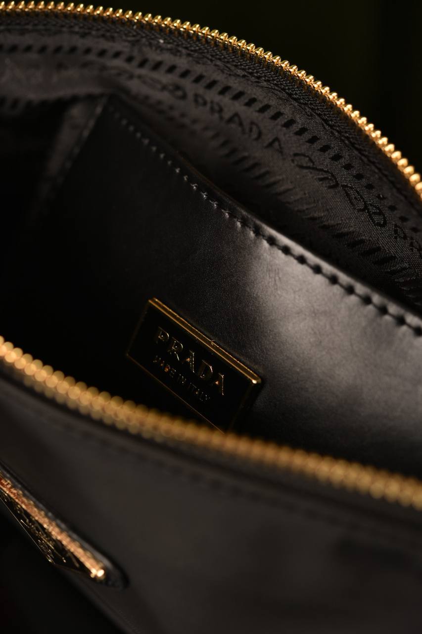 برادا (9 ألوان) - Prada Re-Edition 2002 Nylon Brushed Shoulder Bag