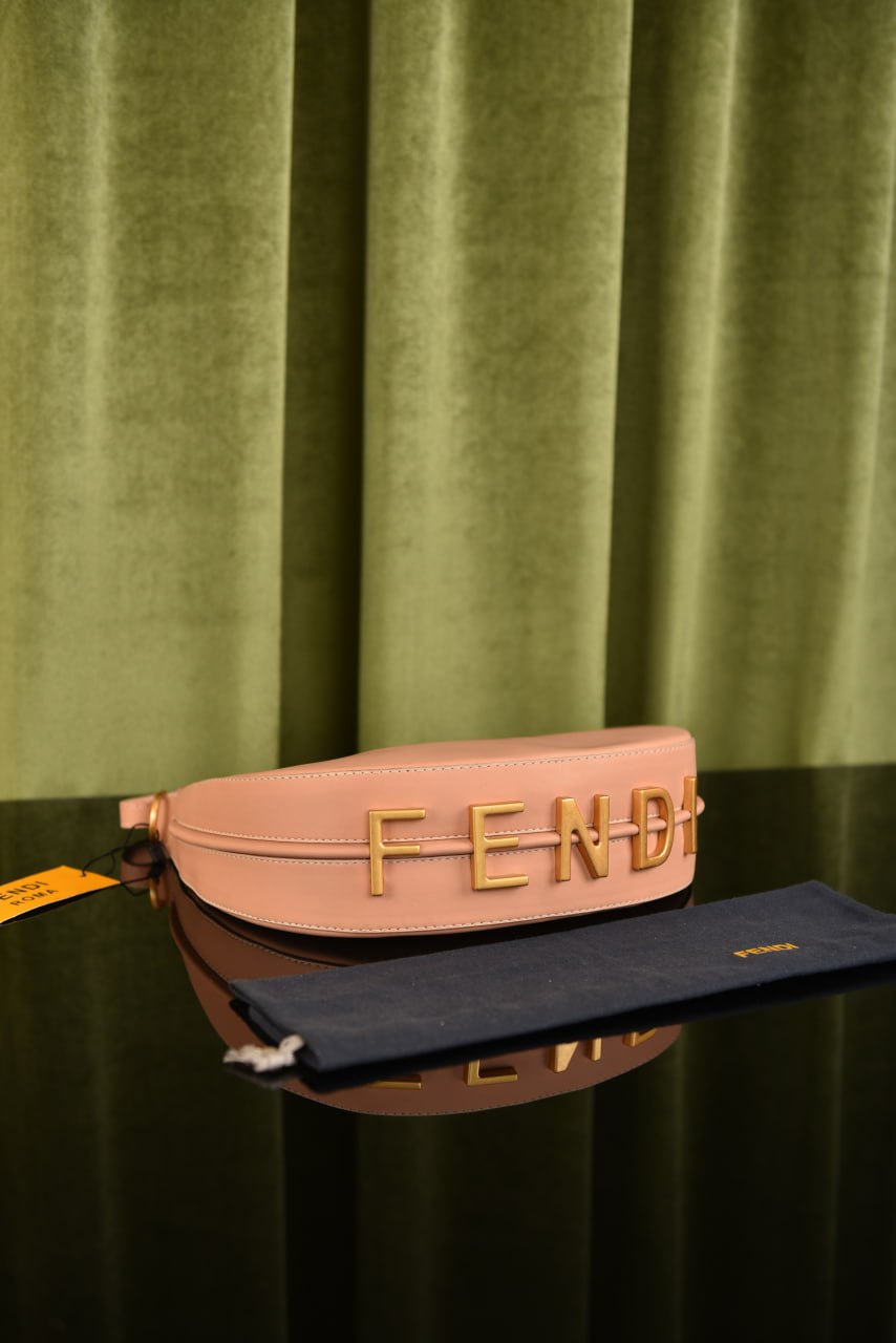 فيندي (9 ألوان) - Fendi Fendigraphy