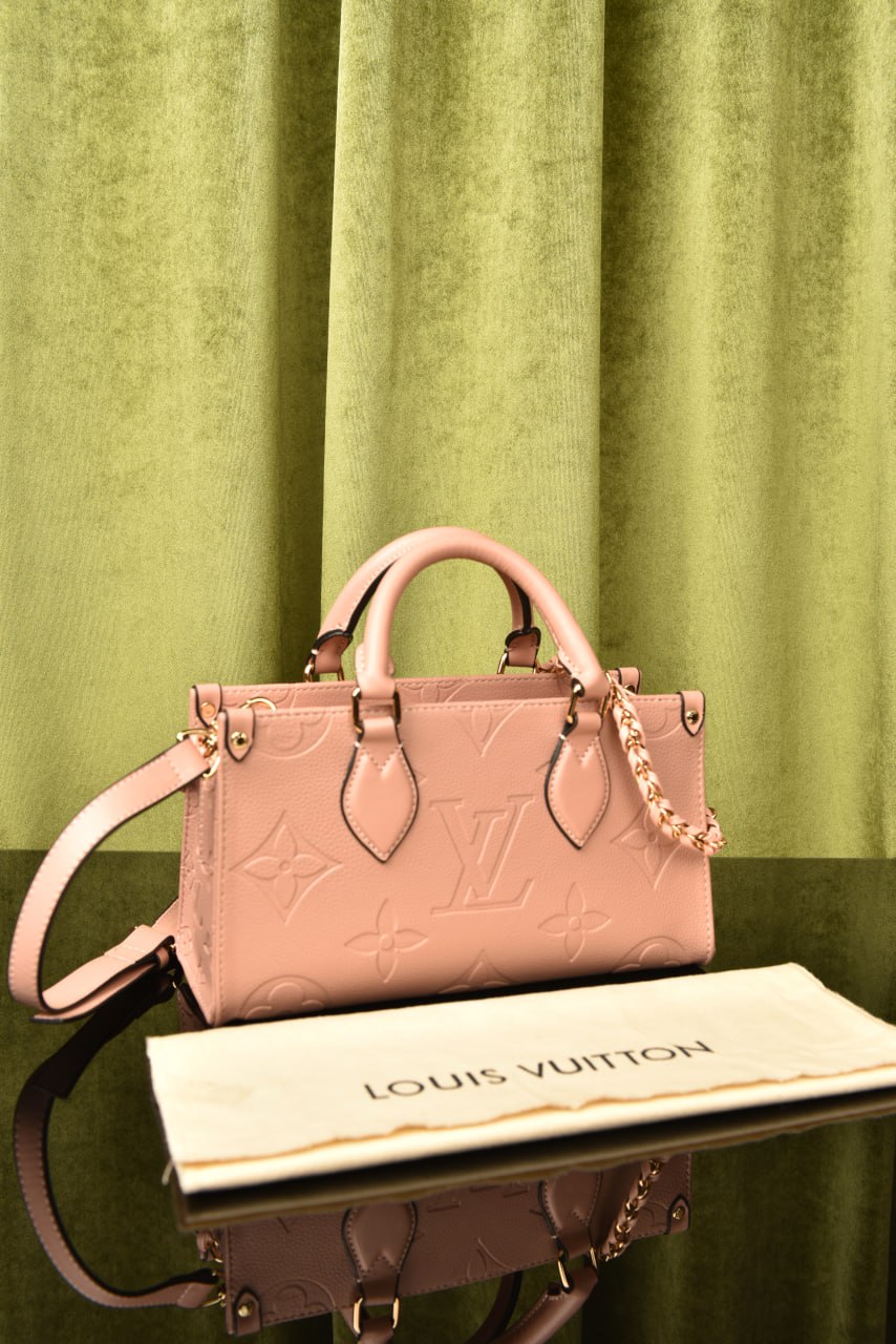 لوي فيتون اونذاجو سادة (7 ألوان) - Louis Vuitton OnTheGo Plain