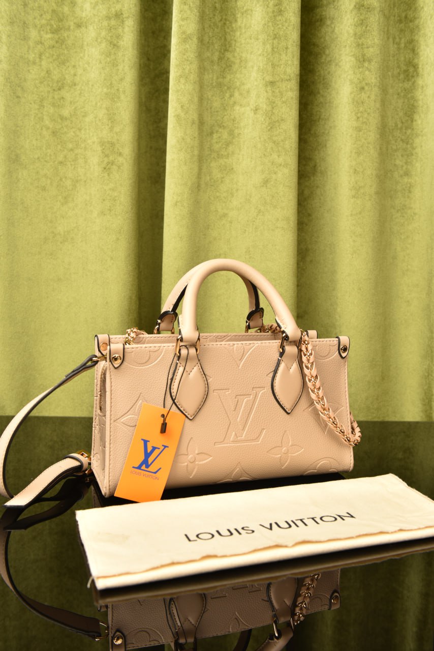لوي فيتون اونذاجو سادة (7 ألوان) - Louis Vuitton OnTheGo Plain