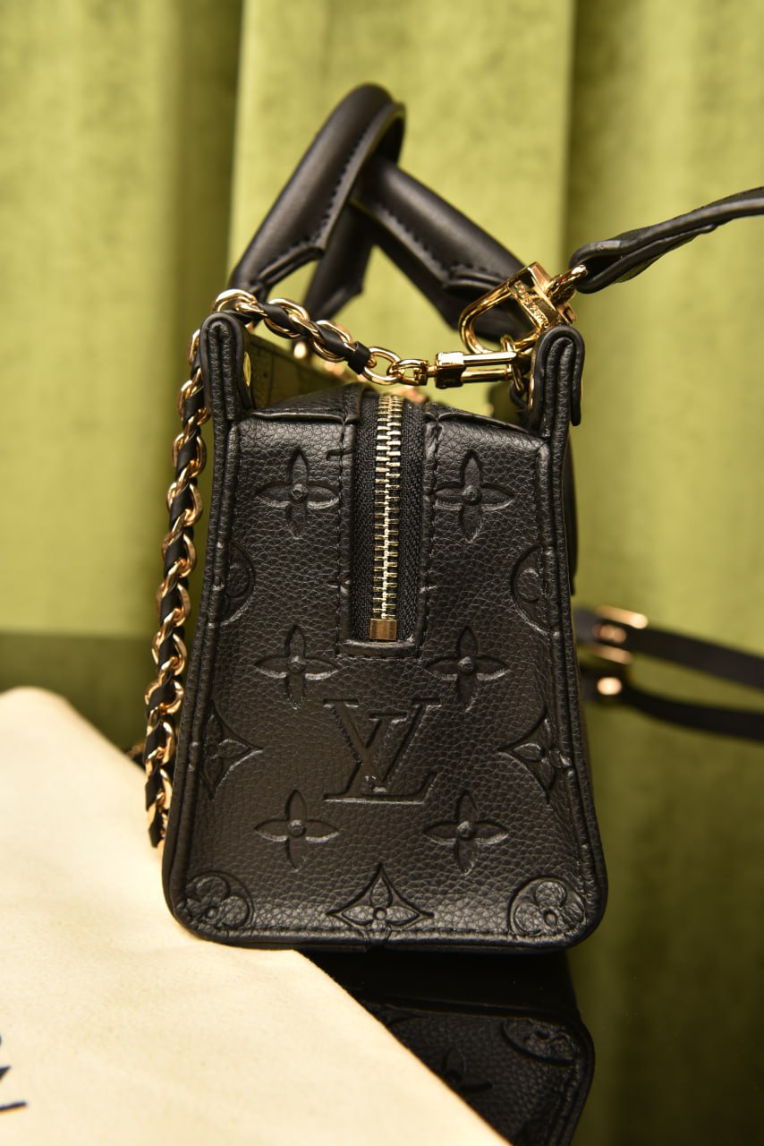 لوي فيتون اونذاجو سادة (7 ألوان) - Louis Vuitton OnTheGo Plain