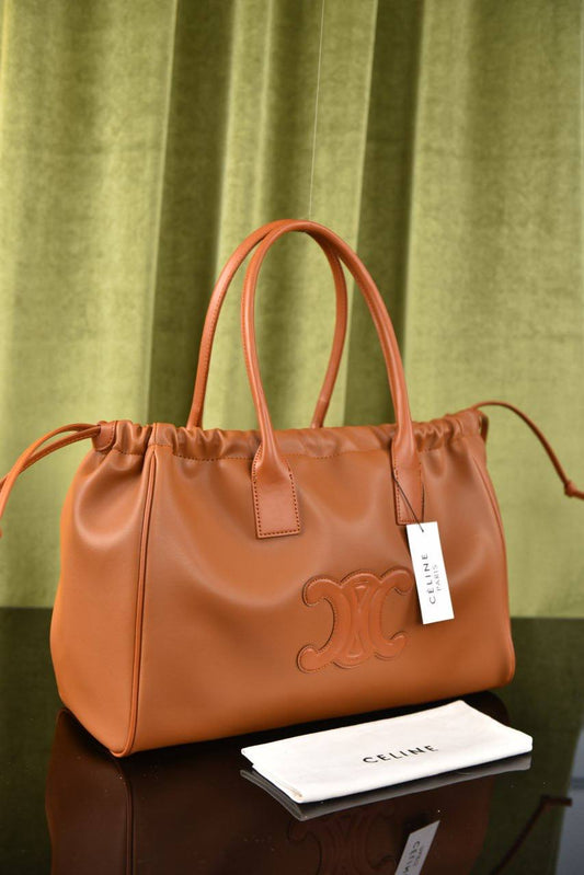 سيلين (9 ألوان) - Celine Drawstring Cuir Triomphe In Calfskin