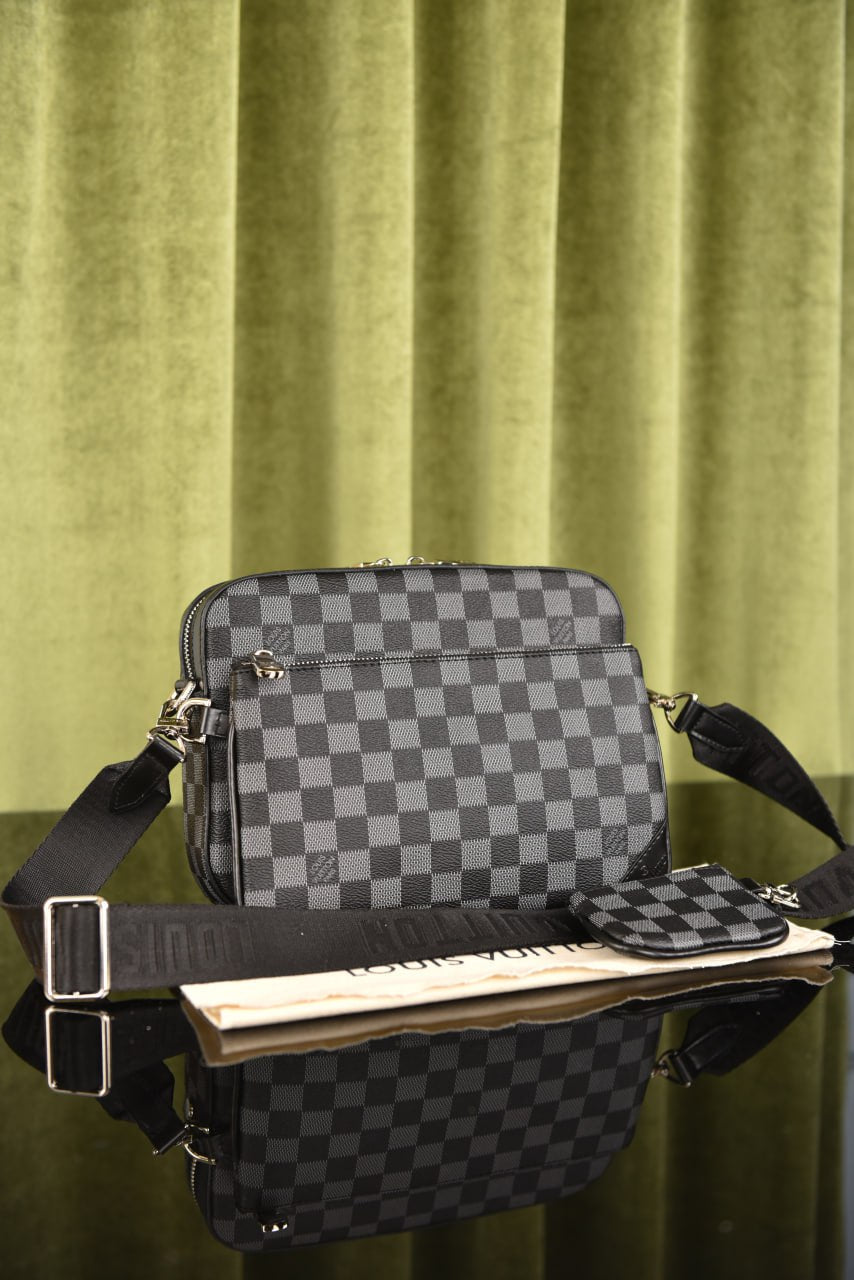 لوي فيتون (16 لون) - Louis Vuitton Trio Messenger