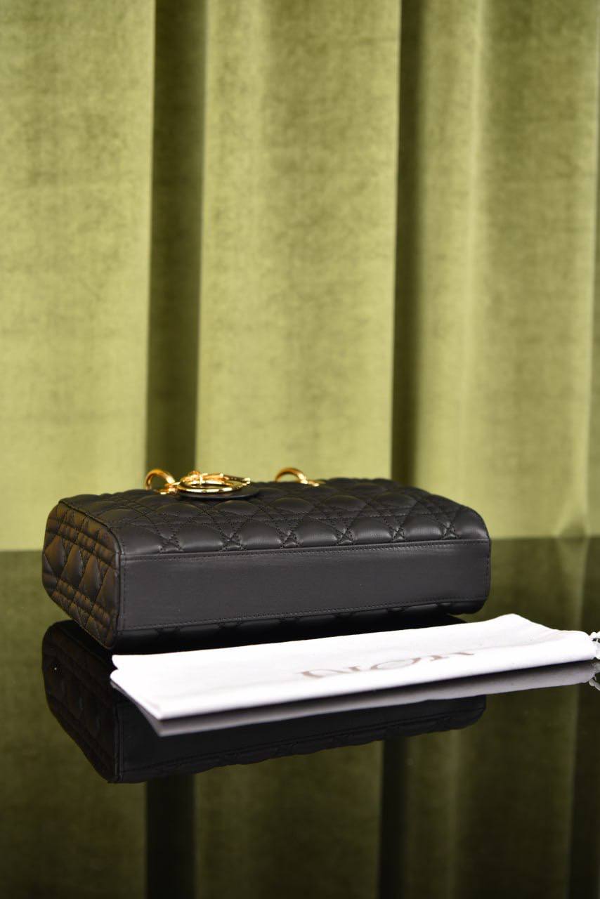 ديور دي جوي (10 ألوان) - Dior D-Joy Bag