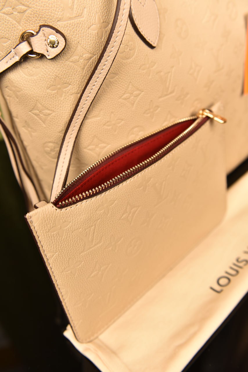 لوي فيتون (13 لون) - Louis Vuitton Neverfull Empreinte MM