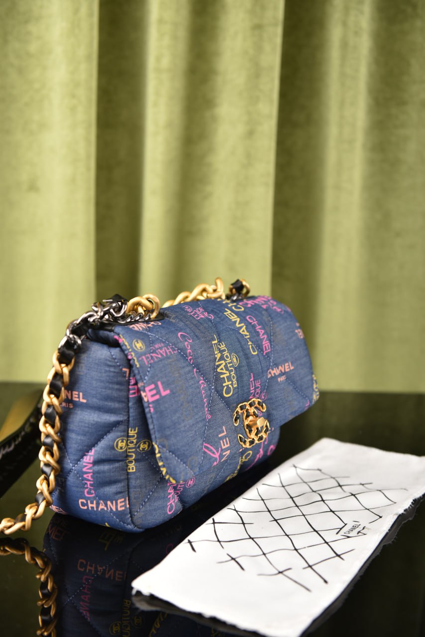 شانيل (7 ألوان) - Chanel 19 Flap
