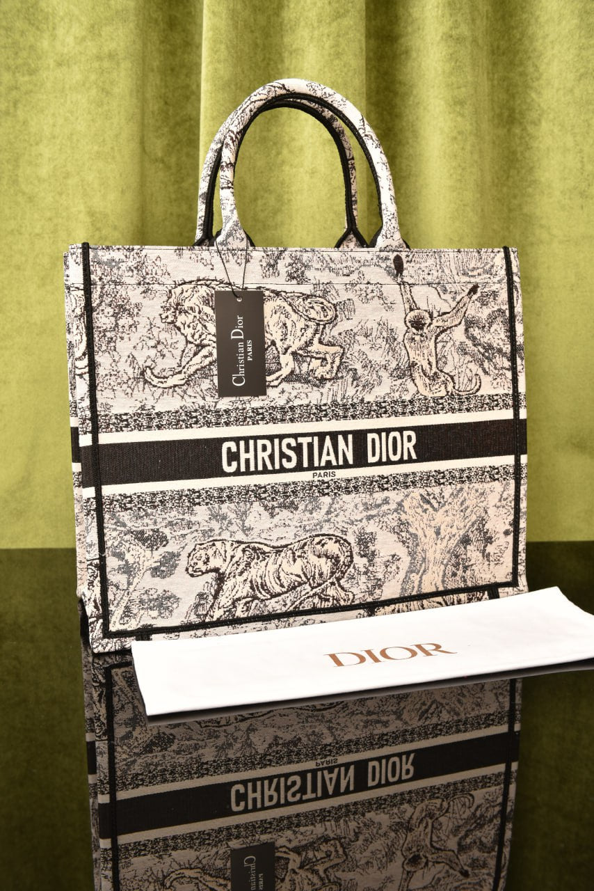 ديور بوك توت كبيرة (17 لون) - Dior Book Tote Large