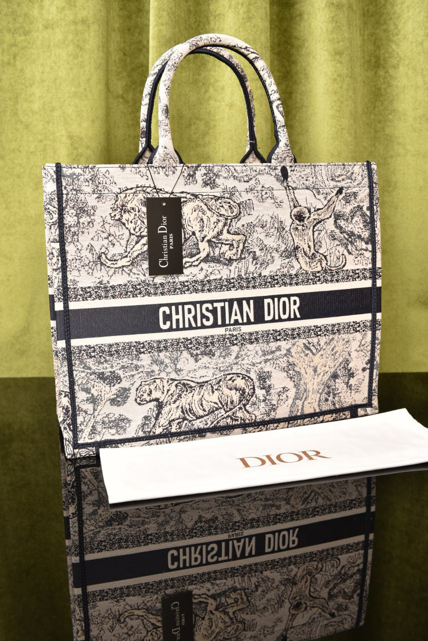 ديور بوك توت كبيرة (17 لون) - Dior Book Tote Large