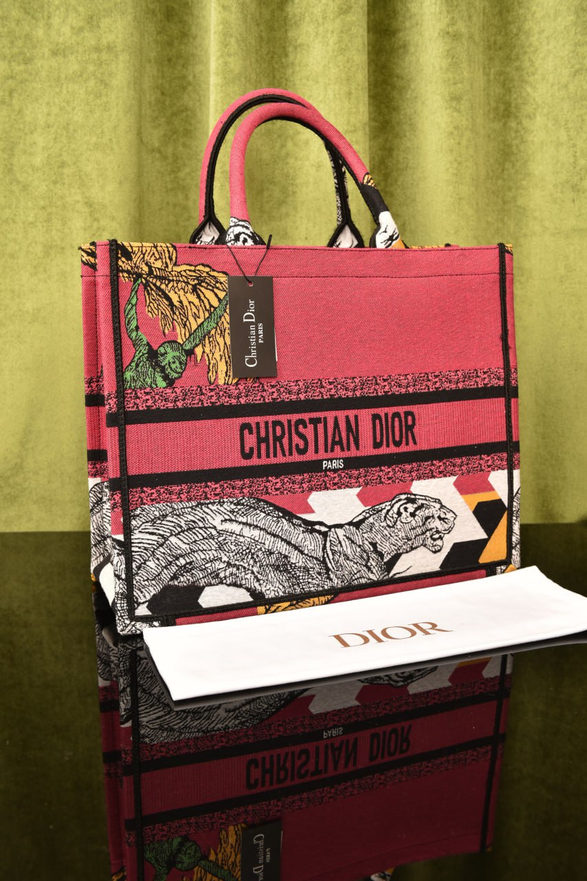 ديور بوك توت كبيرة (17 لون) - Dior Book Tote Large